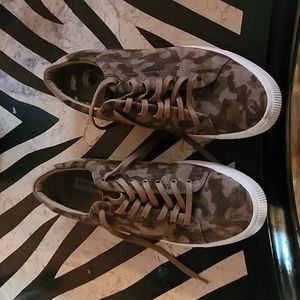 Steve madden camouflage shoes
